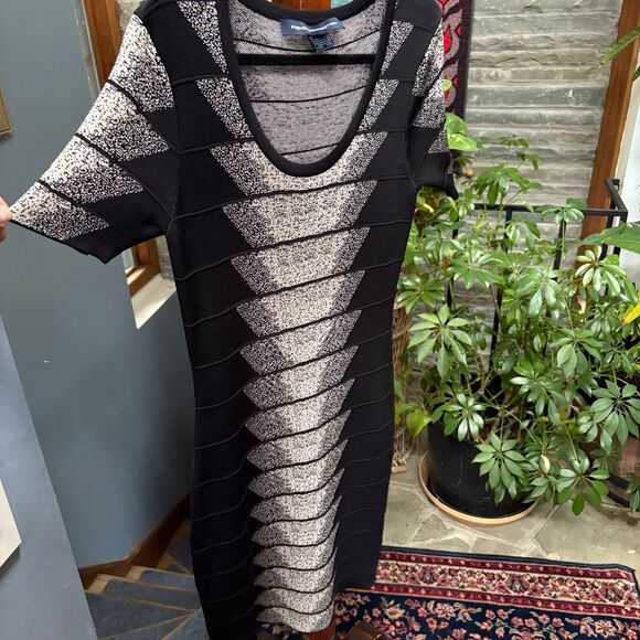 y2K French Connection Jacquard Textured Bodycon Sheath Dress Black/Birch size 10 - Picture 3 of 8